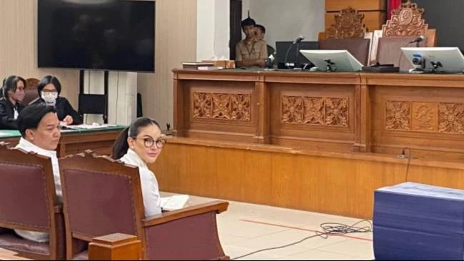 Nikita Mirzani Sebut Dakwaan JPU Tak Masuk Akal dan Penuh Fiktif