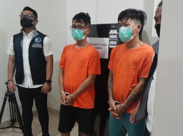 Polisi Gerebek Pabrik Liquid Vape Narkoba di Apartemen Medan, Dua Orang Ditangkap